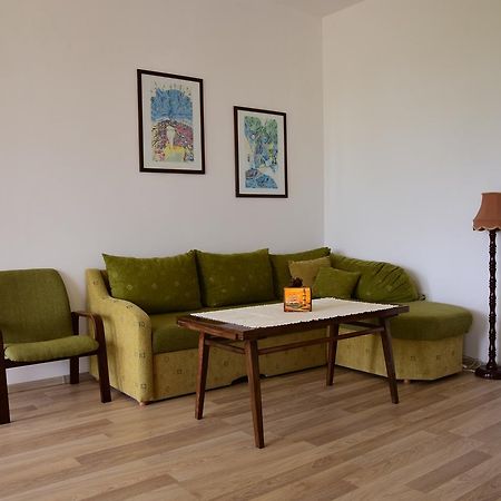 Guest Rooms Sea View Balchik Esterno foto